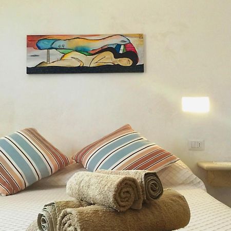 Dimora Antonella - Ostuni 4 Seasons - Splendid Villa Depandance With Private Swimming Pool Eksteriør billede