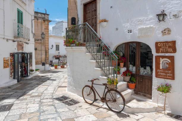 Dimora Antonella - Ostuni 4 Seasons - Splendid Villa Depandance With Private Swimming Pool Eksteriør billede